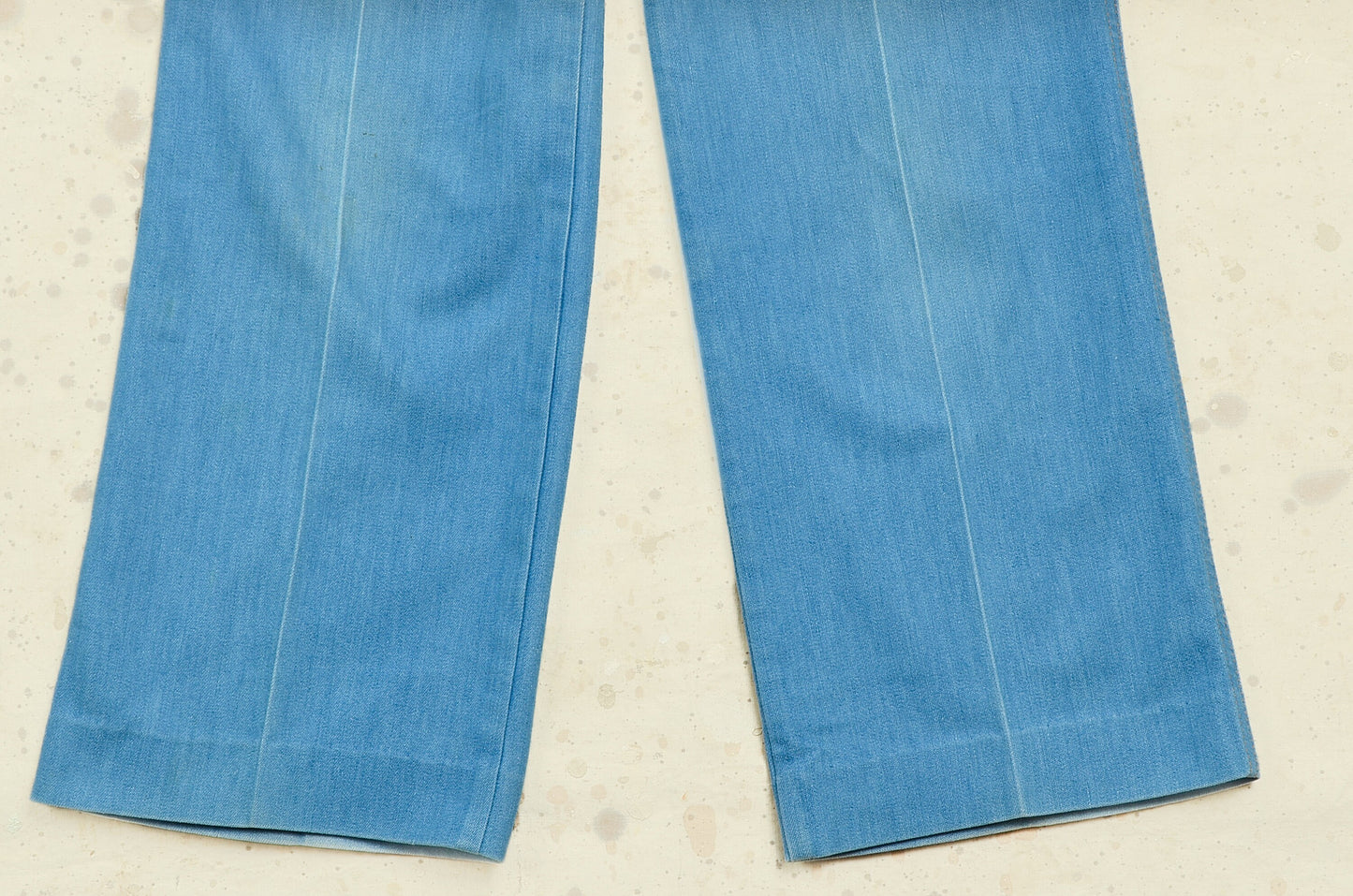 1970s High Waisted Light Blue Wide Leg Jeans 26 x 28.5