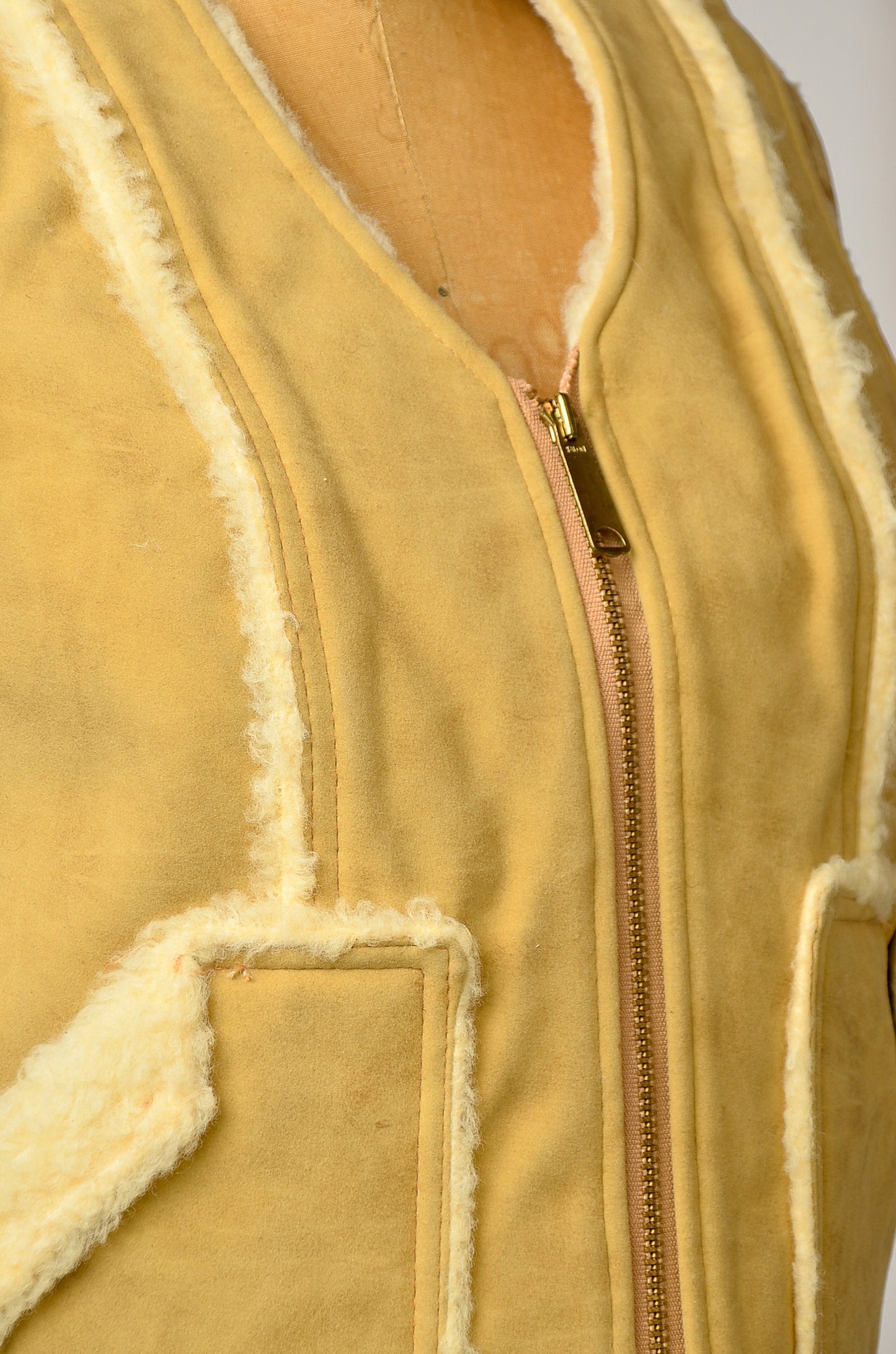 1970s Vegan Sheepskin Vest Shearling Lined Two Pocket Outdoor Zip Up Vest