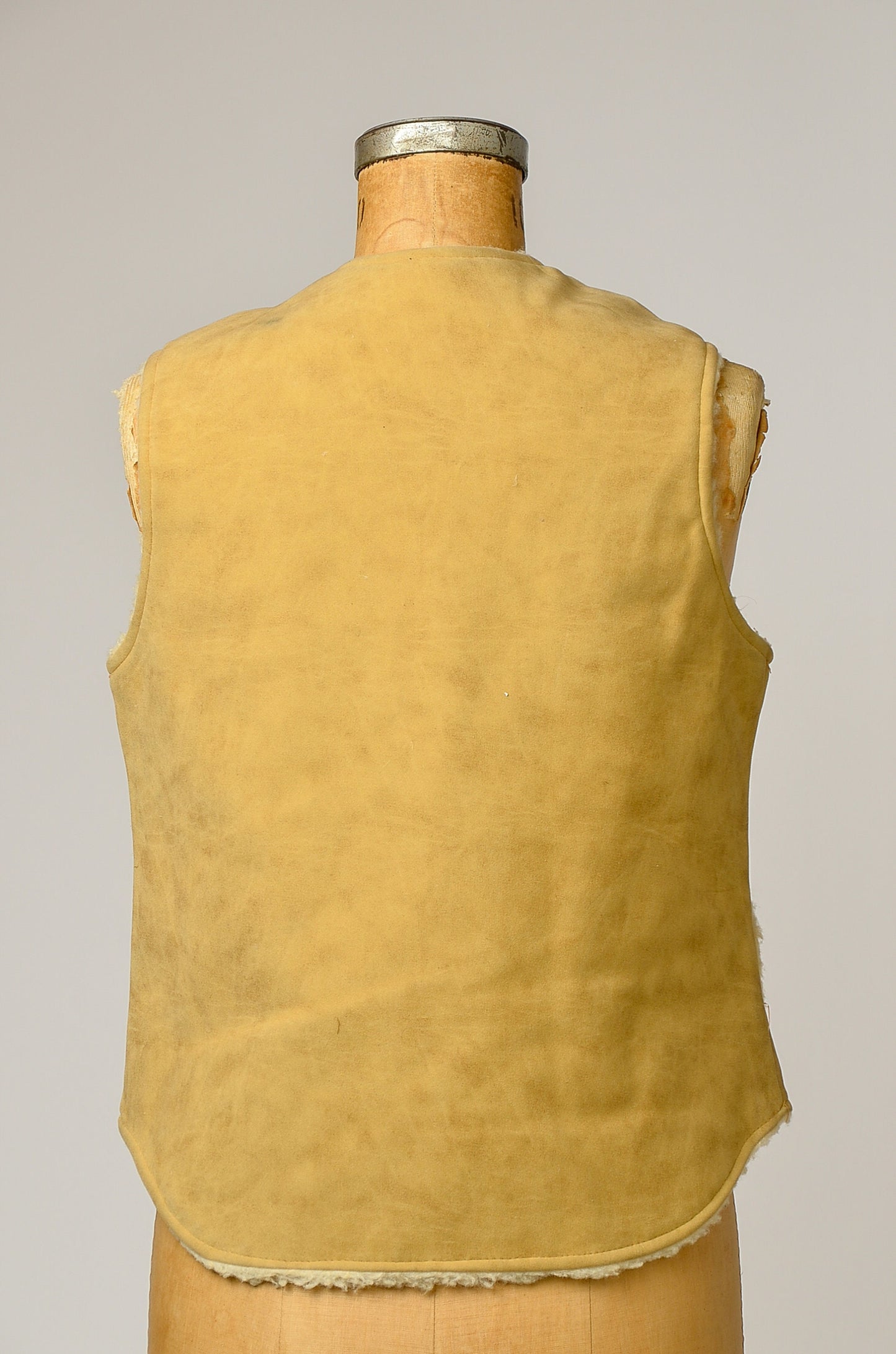 1970s Vegan Sheepskin Vest Shearling Lined Two Pocket Outdoor Zip Up Vest