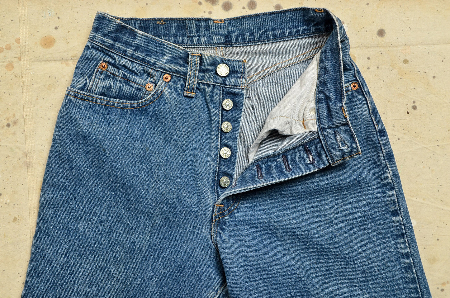 1980s Levis 26501 Perfectly Worn Denim Made in USA High Waisted Button Fly Mom Jeans 27 x 32