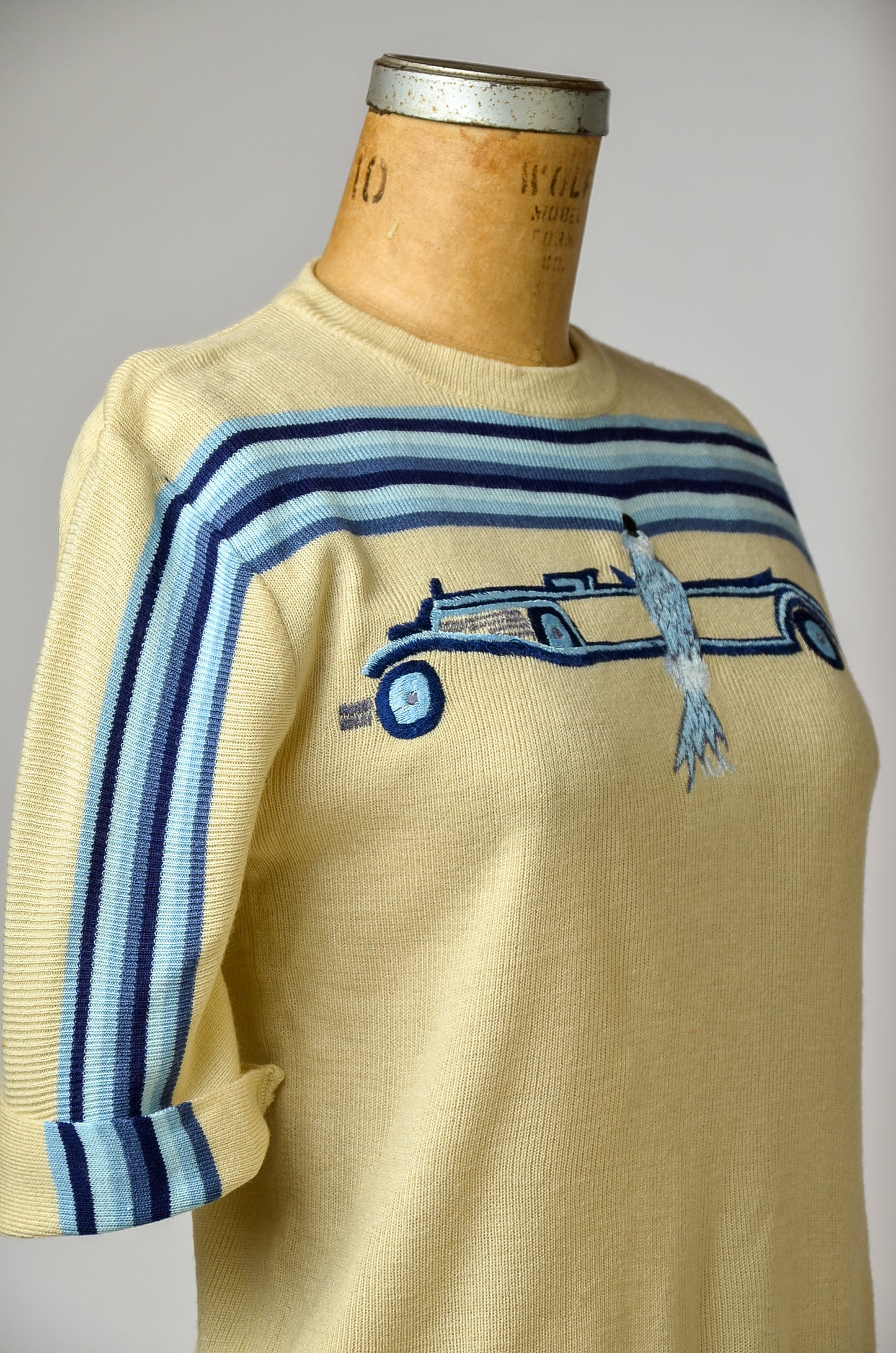 1970s Rolls-Royce Novelty Sweater 1920s Peacock Lady Knit Sweater