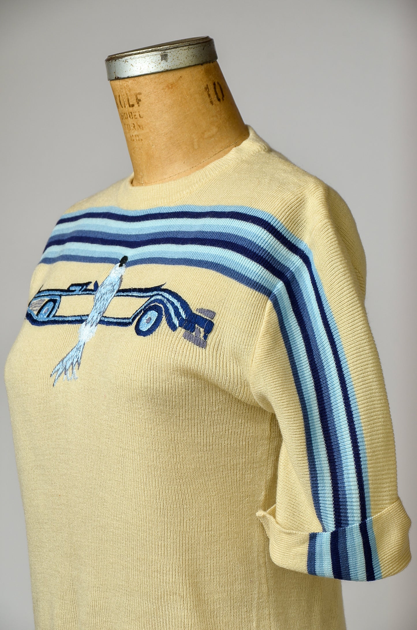 1970s Rolls-Royce Novelty Sweater 1920s Peacock Lady Knit Sweater