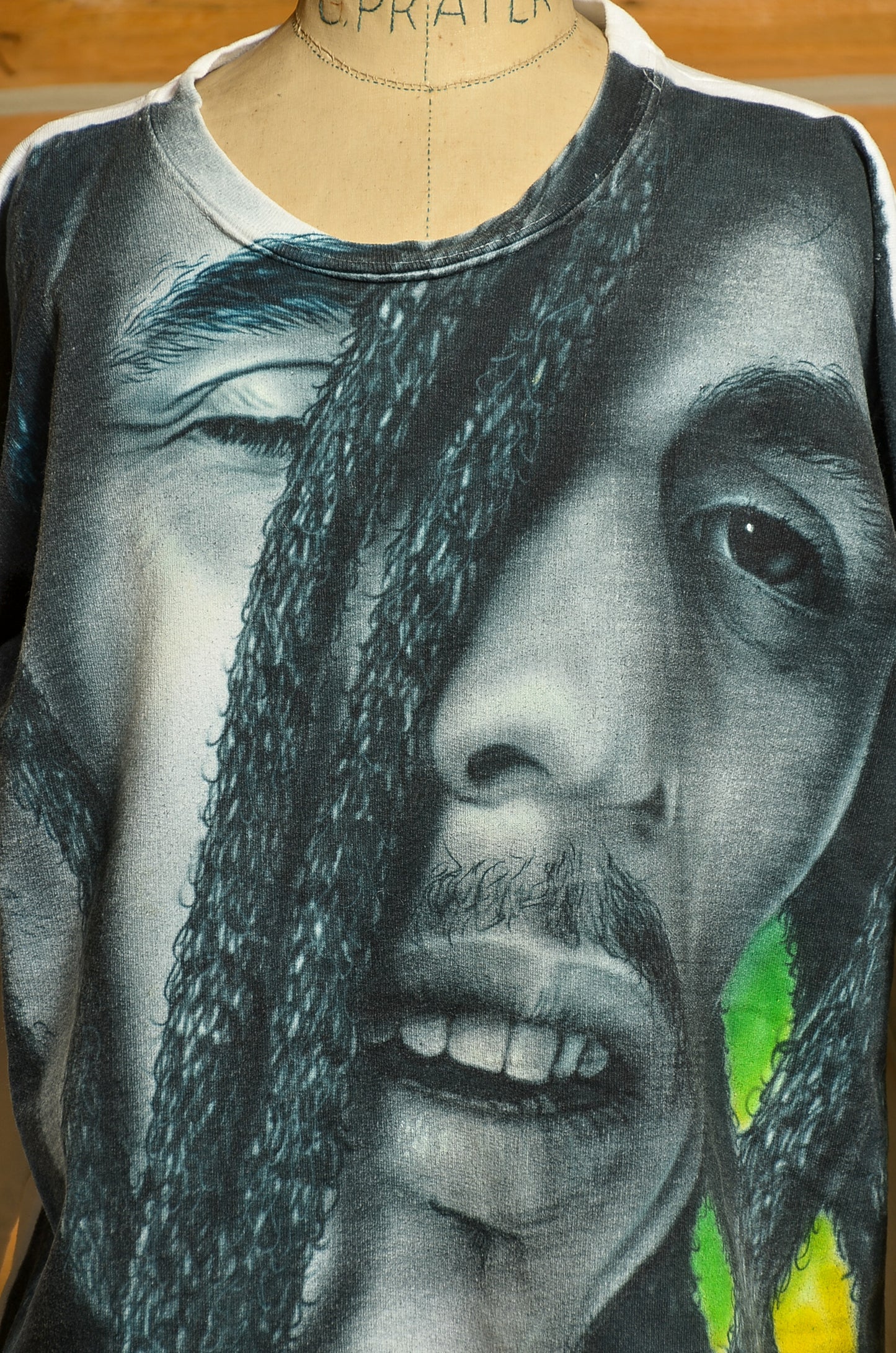 1991 Bob Marley Airbrush Sweatshirt Long Sleeve Cotton Artist Reggae Knit