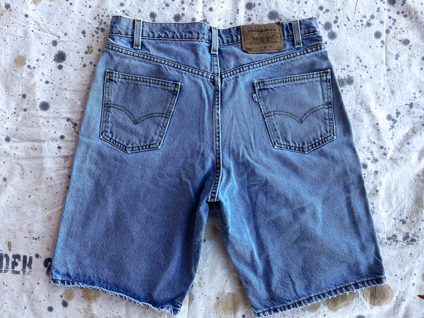 Vintage Levis 550 Distressed Denim Jean Shorts W 34