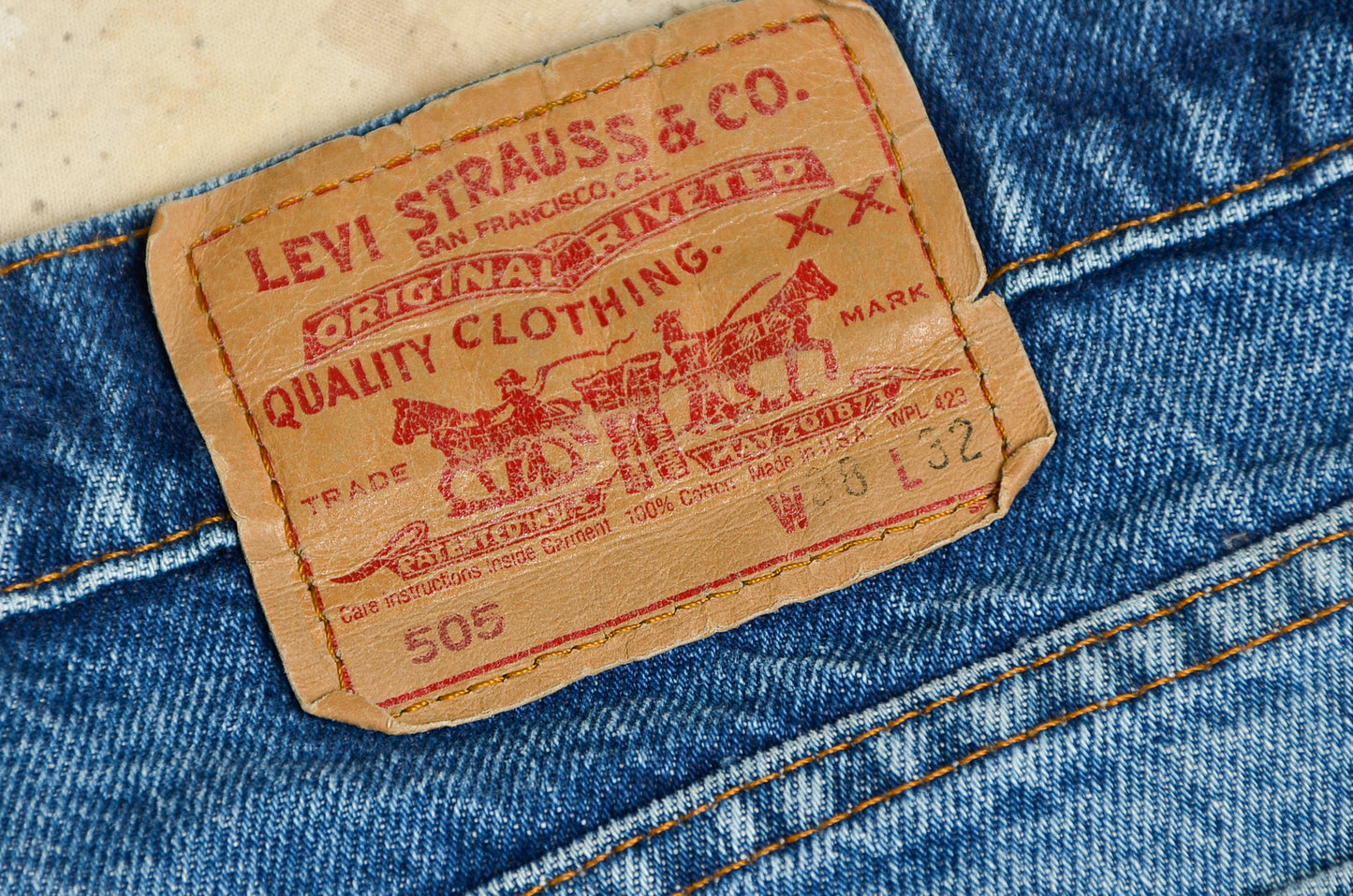 Vintage Levis 505 USA Red Tag Blue Denim High Waisted Jean 37 x 32