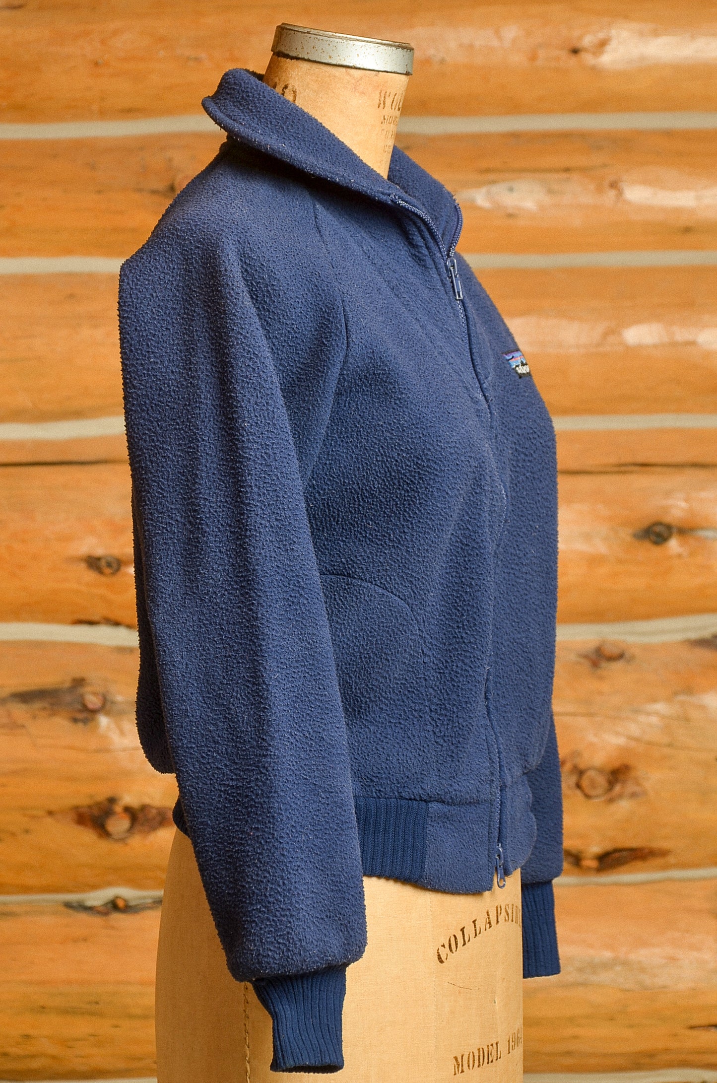 1980s Patagonia Big Label Navy Blue Fleece Zip Up Jacket