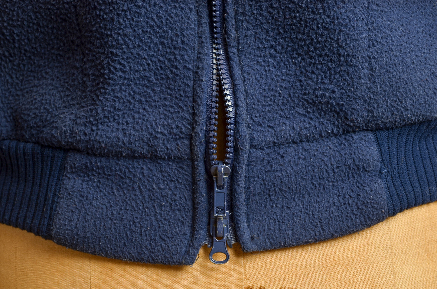 1980s Patagonia Big Label Navy Blue Fleece Zip Up Jacket