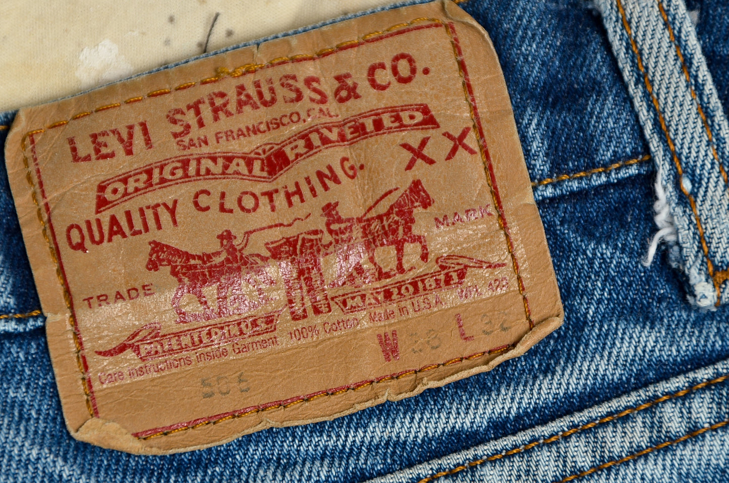 Vintage Levis 505 USA Red Tag Blue Denim High Waisted Jean 37 x 31